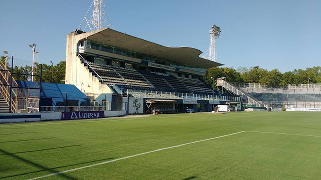 Gimnasia y Esgrima La Plata cancha de Gimnasia y Esgrima La Plata platea2