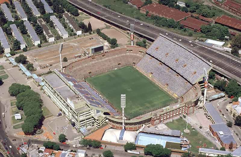 Historia del Estadio Jose Amalfitani 11