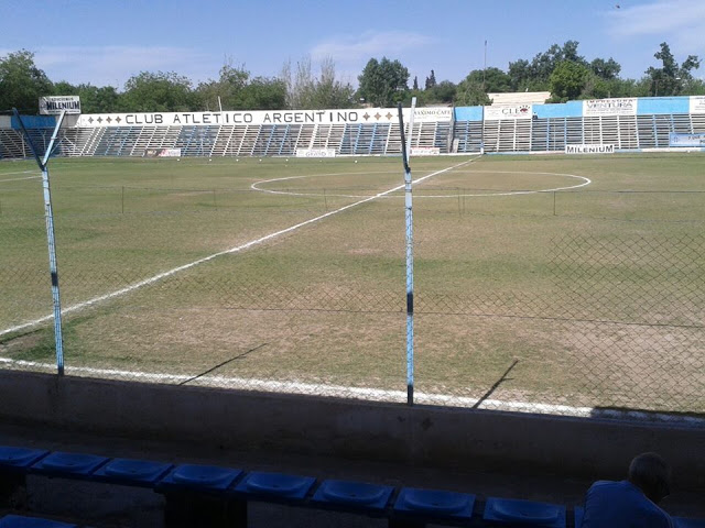 Atlético Argentino de Mendoza cancha de Atlético Argentino de Mendoza tribuna1