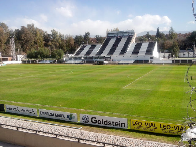 estadio de Gimnasia Mendoza