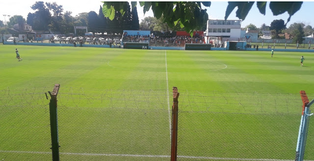 Brown de Adrogué 01cancha de Brown de Adrogué
