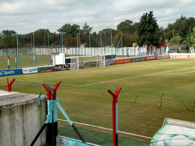 Brown de Adrogué 04cancha de Brown de Adrogué