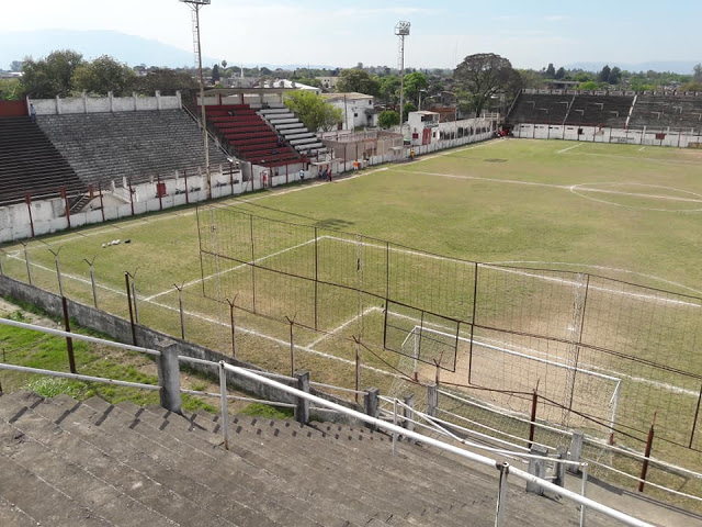 Estadio Sportivo Guzmán platea