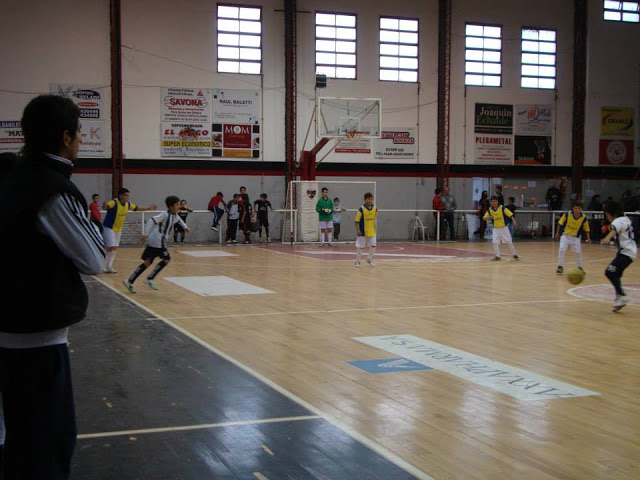 Estadio basquet Colón Chivilcoy