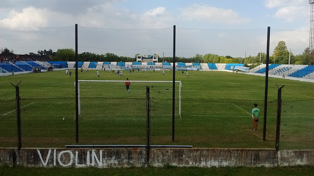 Argentino de Merlo cancha de Argentino de Merlo2