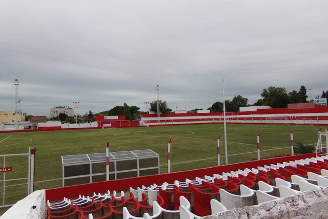 cancha de Universitario de Córdoba1