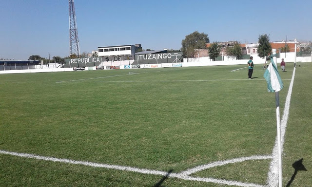 Ituzaingó cancha de Ituzaingó tribuna