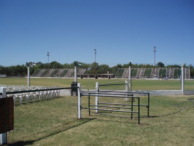 Ferro Carril Oeste de Intendente Alvear Estadio de Ferro Carril Oeste de Intendente Alvear tribunas