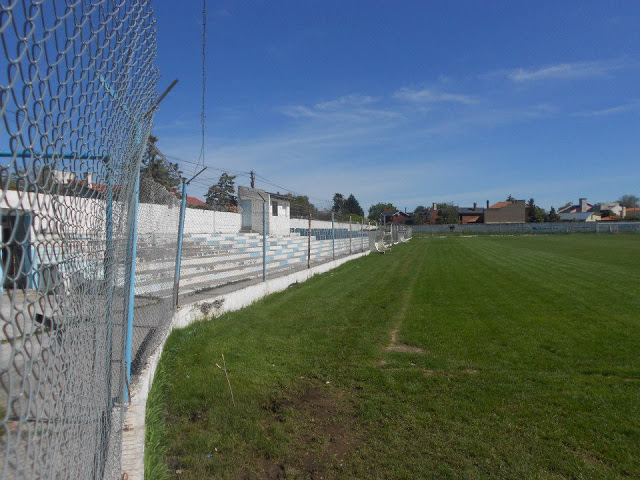 Sol de Mayo de Viedma cancha de Sol de Mayo de Viedma tribuna