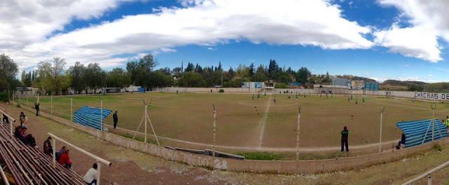 Academia Chacras de Coria cancha de Academia Chacras de Coria panoramica