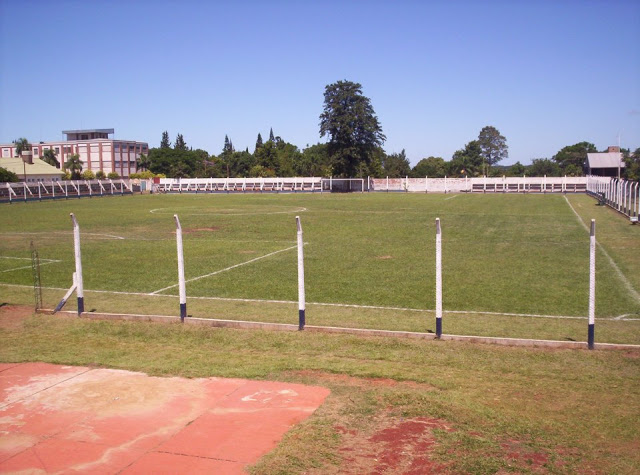 Atlético Oberá cancha de Atlético Oberá tribunas1