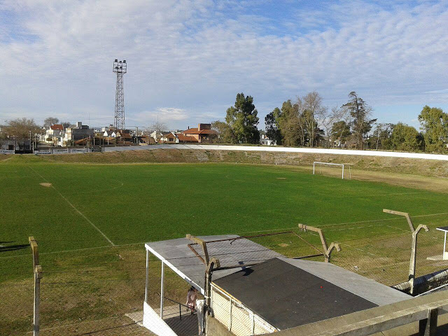 Estudiantes Olavarría cancha de Estudiantes Olavarría1