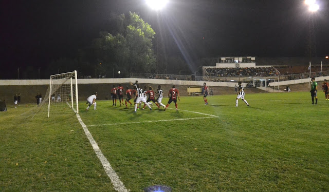 Estudiantes Olavarría cancha de Estudiantes Olavarría platea2