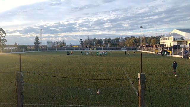 Santa Ana de Entre Ríos 03cancha de Santa Ana de Entre Ríos