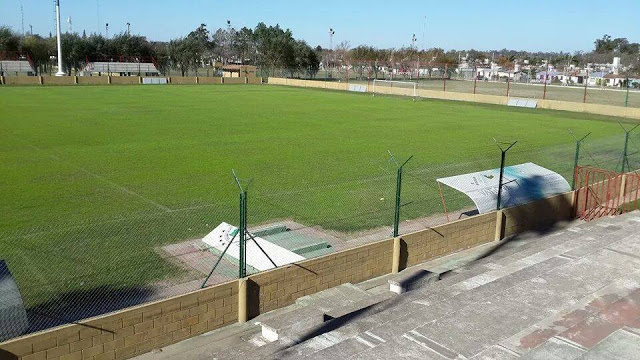 Complejo Deportivo Teniente Origone cancha de Complejo Deportivo Teniente Origone4