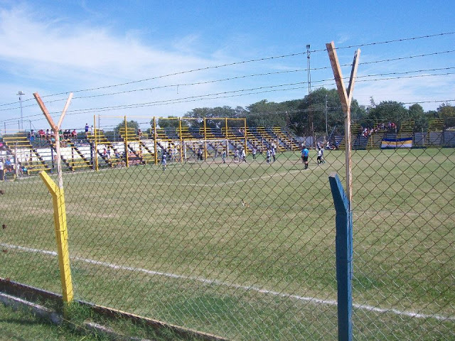 12 de Octubre de San Nicolás cancha de 12 de Octubre de San Nicolás4