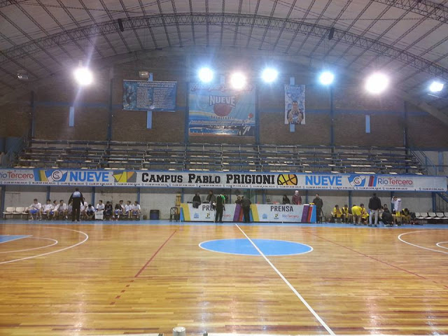 Sportivo 9 de Julio de Río Tercero Estadio cubierto de Sportivo 9 de Julio de Río Tercero4