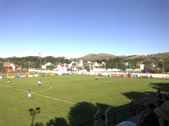 Independiente de Tandil cancha de Independiente de Tandil1
