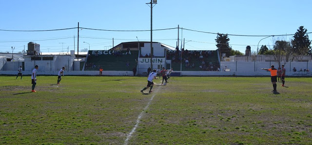 Escuela Deportiva Junín tribuna