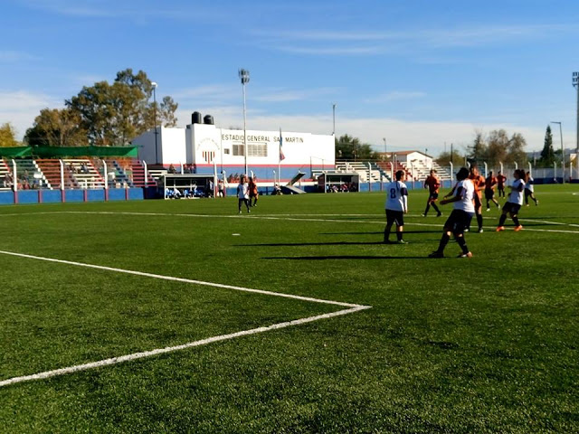 Atlético Neuquén cancha de Atlético Neuquén1